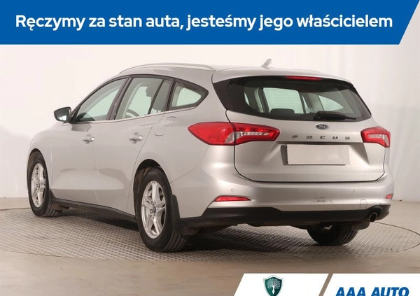 Ford Focus cena 70000 przebieg: 33993, rok produkcji 2019 z Nałęczów małe 172